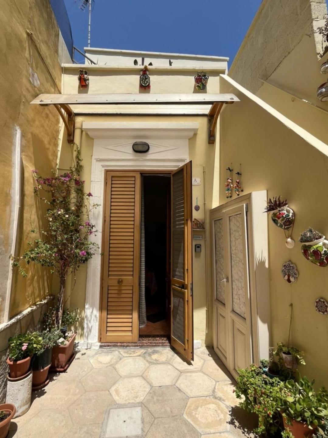 La Casa Di Giu Salento Surbo Exterior foto